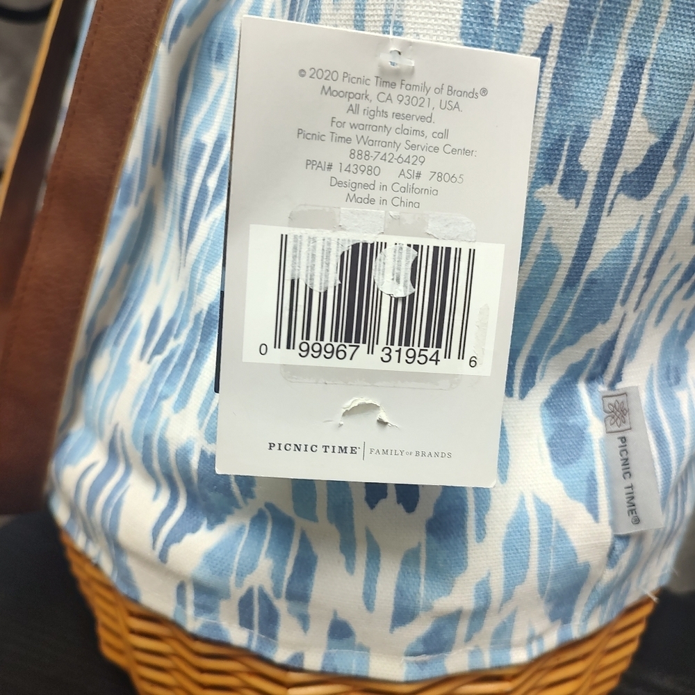 SOLD Picnic Time Basket Tote Blue Beach Canvas Willow Bag! - Picture 13 of 16
